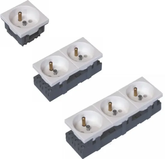 Зображення Розетка із заземленням із замком GZUB1 (281001)